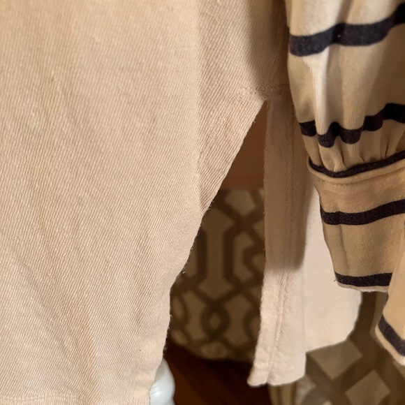 Tunic - Picture 4 of 5